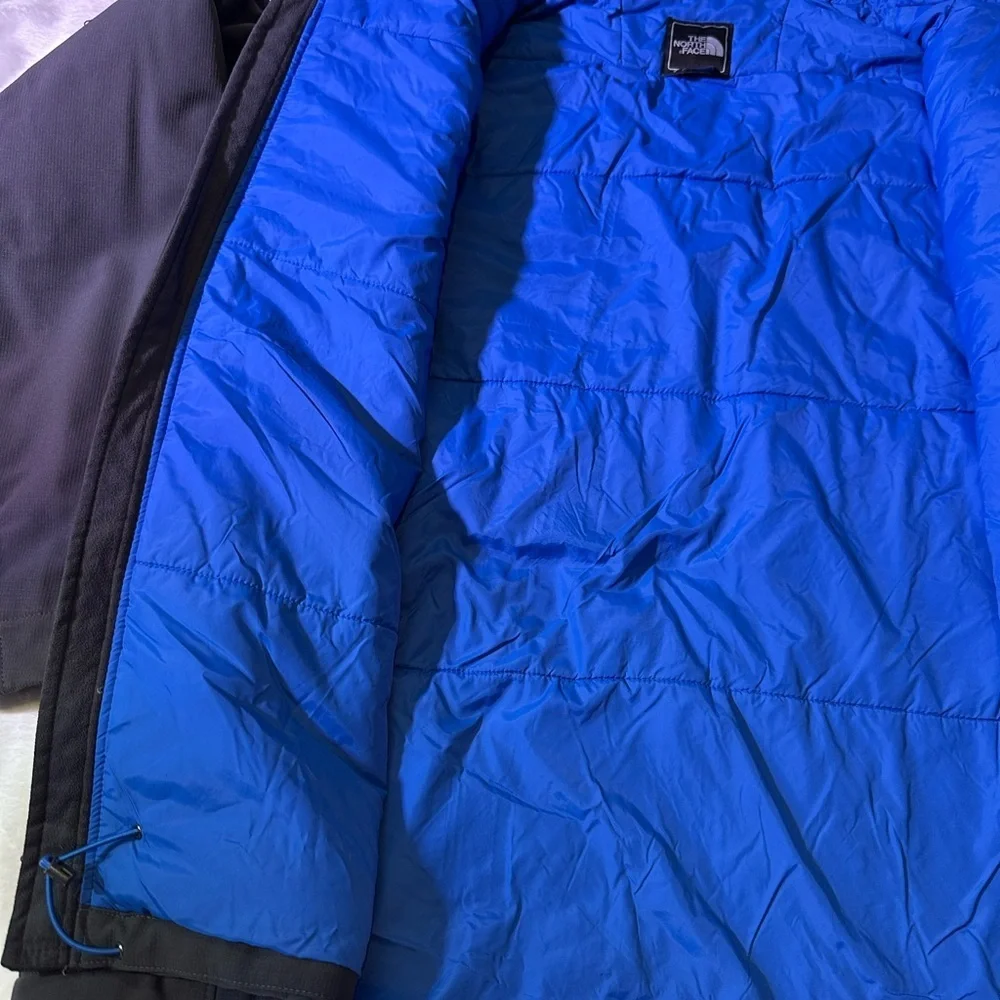 The North Face Men's Charcoal and Cobalt Performance Jacket
